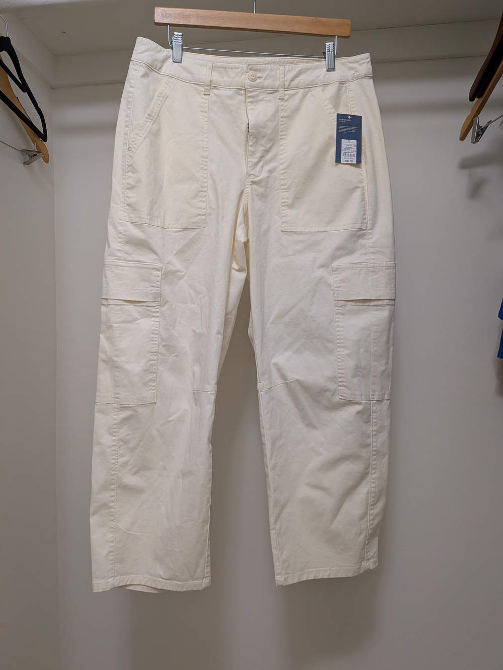 Universal Thread Women Cream Utility Cargo Barrel Style Pants Size 12